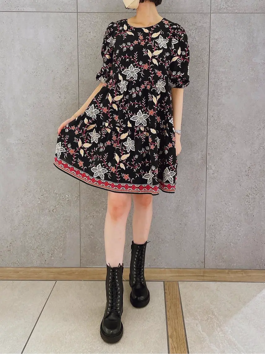 GRACE CONTINENTAL 伊藤　静華 コーディネート画像