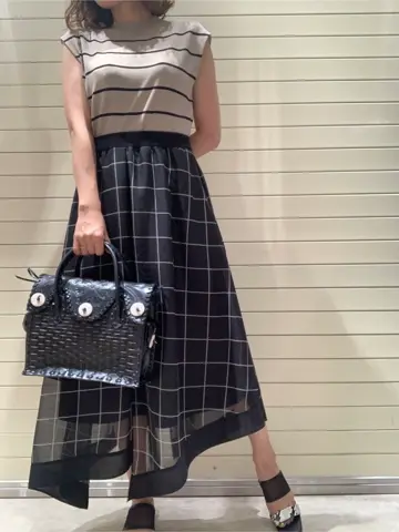 GRACE CONTINENTAL 穐山　香織 コーディネート画像