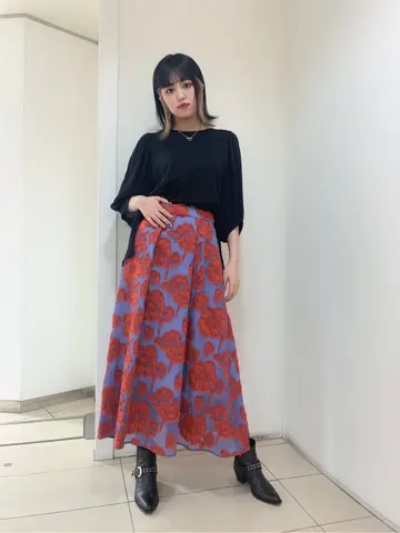 GRACE CONTINENTAL yoshi コーディネート画像