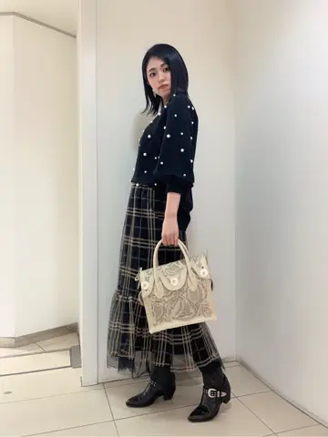 GRACE CONTINENTAL yoshi コーディネート画像