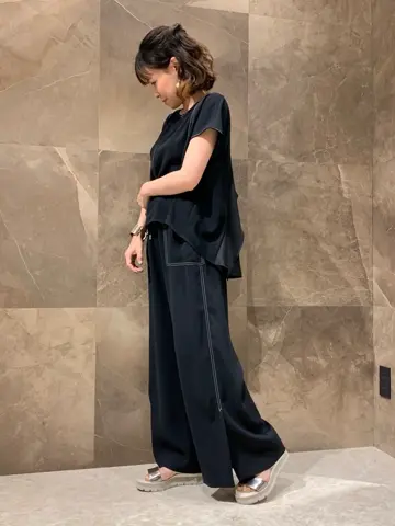 GRACE CONTINENTAL 穐山　香織 コーディネート画像