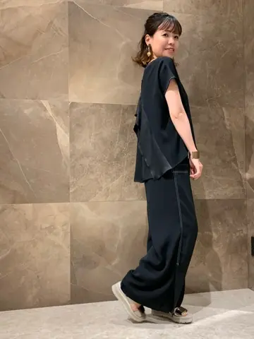 GRACE CONTINENTAL 穐山　香織 コーディネート画像