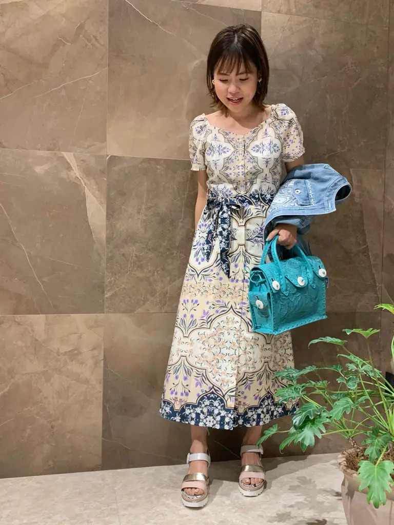 GRACE CONTINENTAL 穐山　香織 コーディネート画像