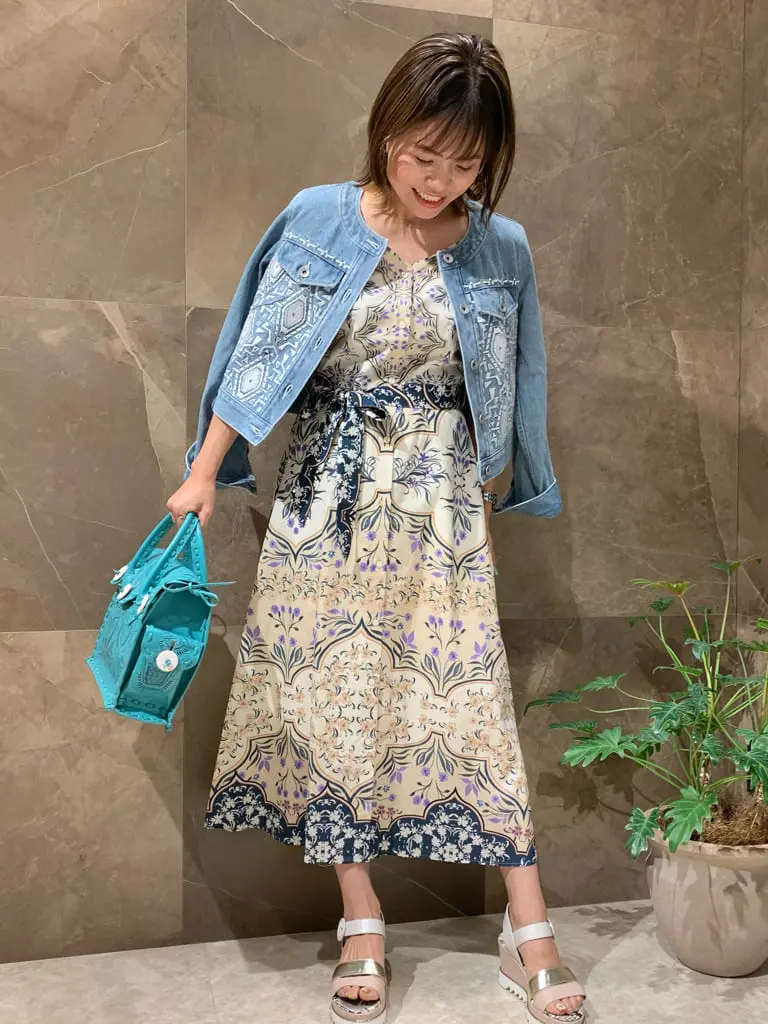 GRACE CONTINENTAL 穐山　香織 コーディネート画像