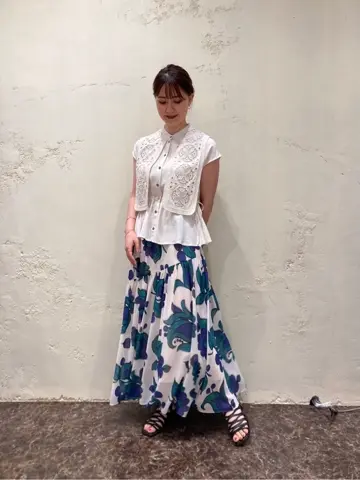 GRACE CONTINENTAL ebata. コーディネート画像