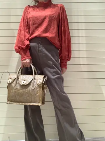 GRACE CONTINENTAL 穐山　香織 コーディネート画像