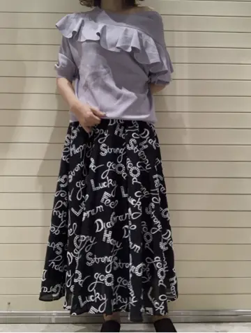 GRACE CONTINENTAL 穐山　香織 コーディネート画像