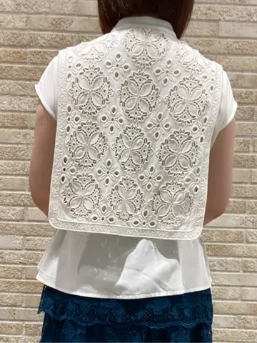 GRACE CONTINENTAL MOMOKO コーディネート画像