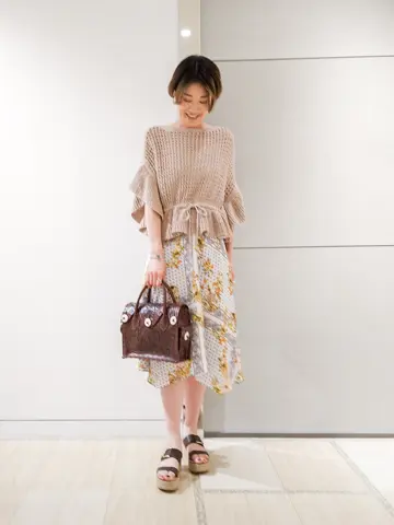 GRACE CONTINENTAL 今野　志保 コーディネート画像