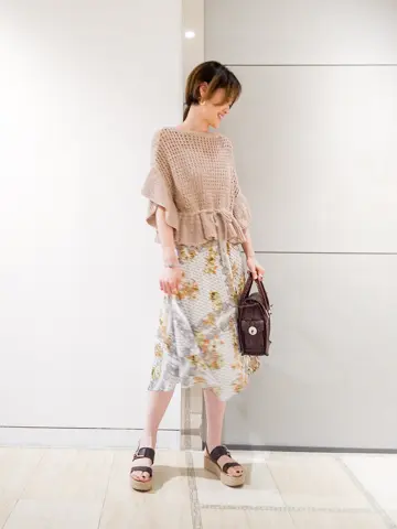 GRACE CONTINENTAL 今野　志保 コーディネート画像