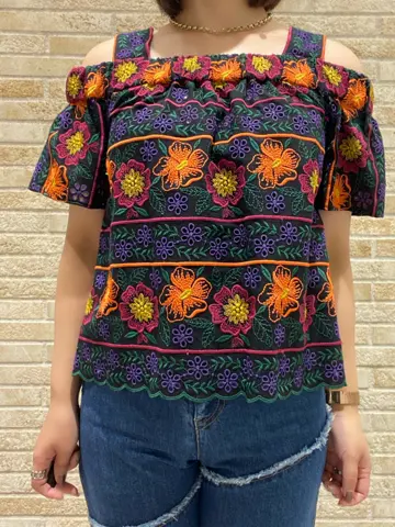 GRACE CONTINENTAL MOMOKO コーディネート画像