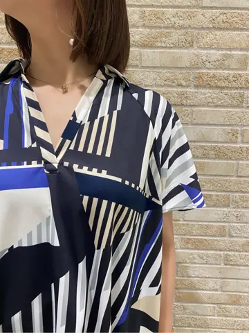 GRACE CONTINENTAL MOMOKO コーディネート画像