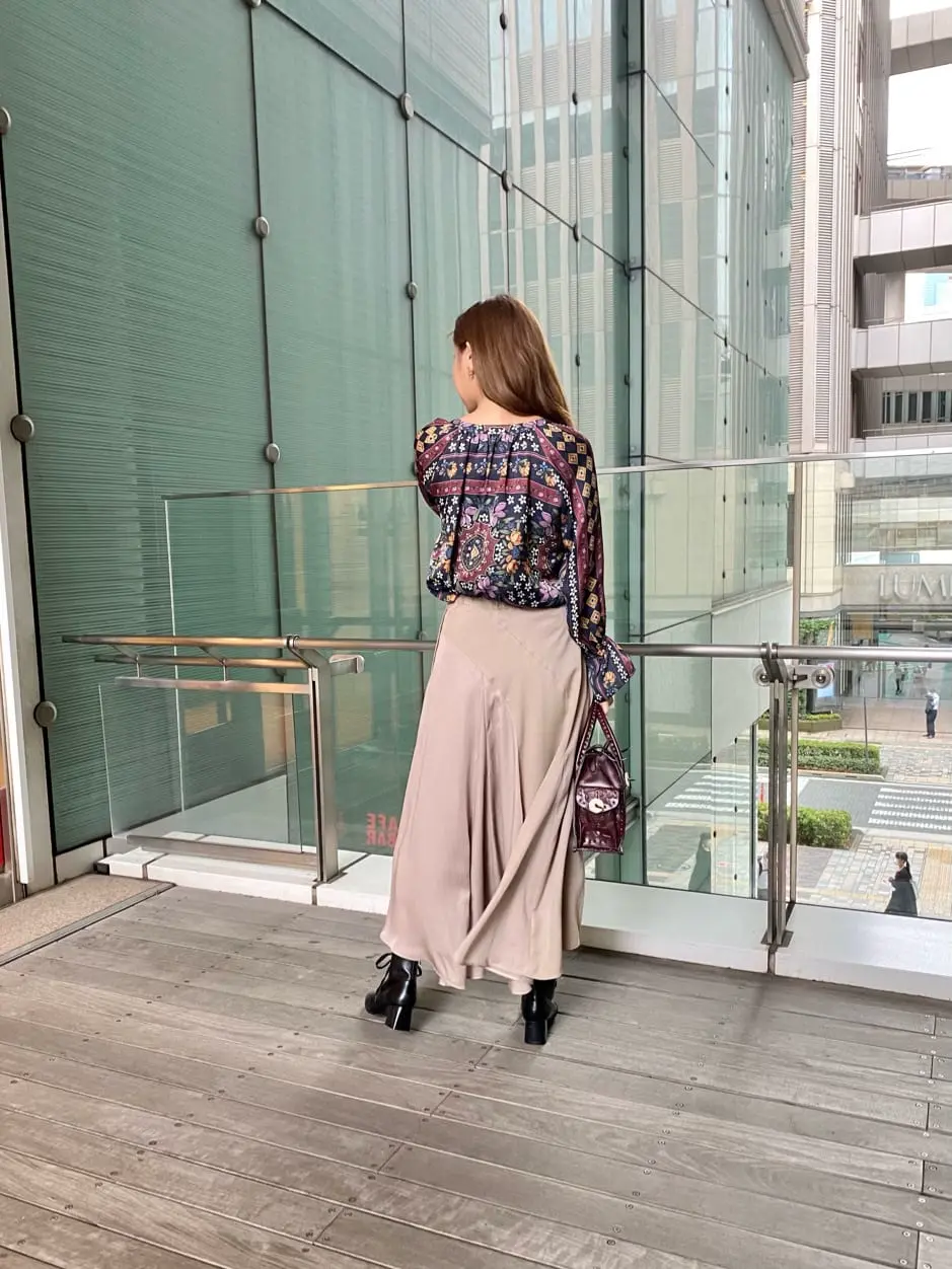 GRACE CONTINENTAL 志田　悠 コーディネート画像