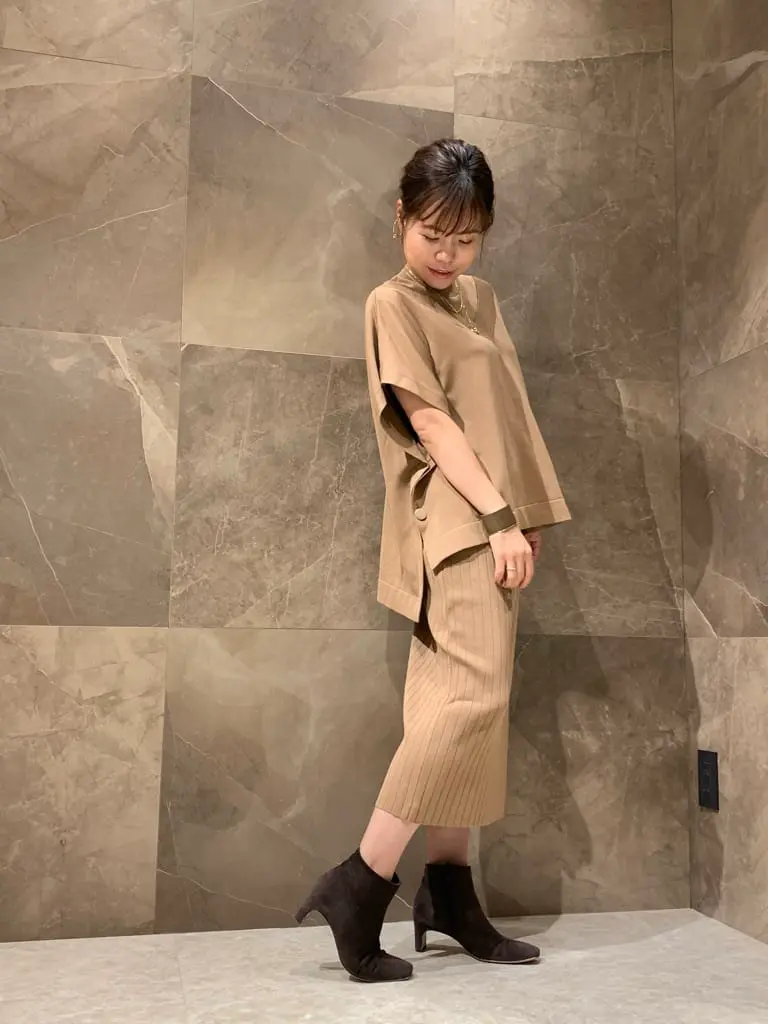 GRACE CONTINENTAL 穐山　香織 コーディネート画像