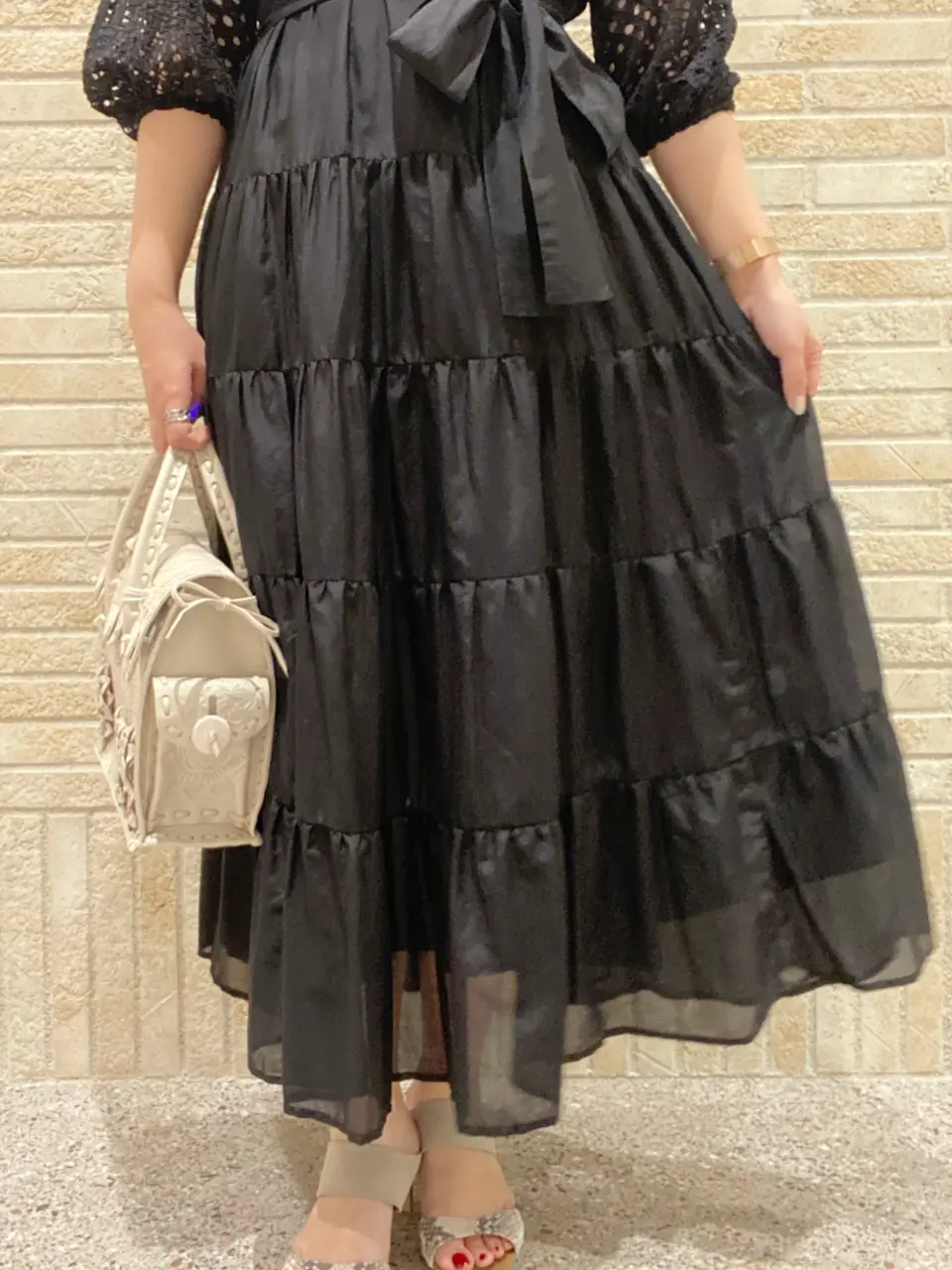 GRACE CONTINENTAL MOMOKO コーディネート画像