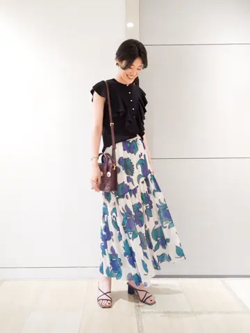 GRACE CONTINENTAL 今野　志保 コーディネート画像