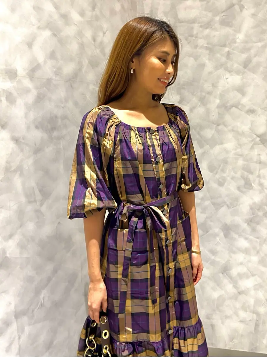 GRACE CONTINENTAL 志田　悠 コーディネート画像