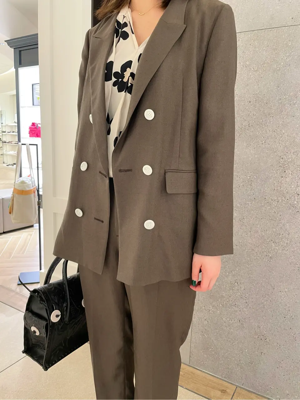 GRACE CONTINENTAL 伊藤　静華 コーディネート画像