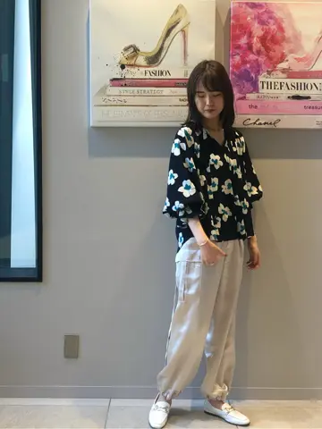 GRACE CONTINENTAL 伊藤　静華 コーディネート画像