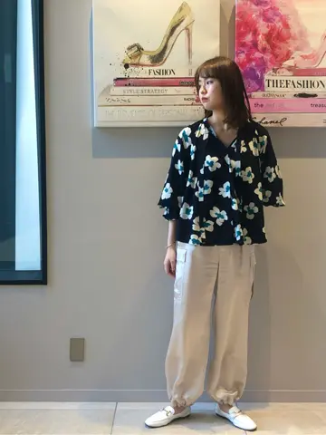 GRACE CONTINENTAL 伊藤　静華 コーディネート画像