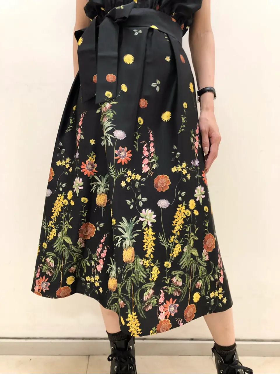 GRACE CONTINENTAL 亀田 未希 コーディネート画像