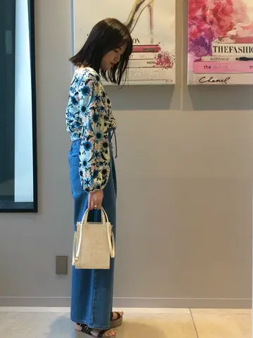 GRACE CONTINENTAL 伊藤　静華 コーディネート画像