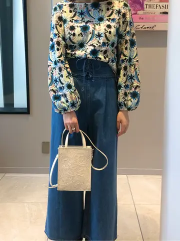 GRACE CONTINENTAL 伊藤　静華 コーディネート画像