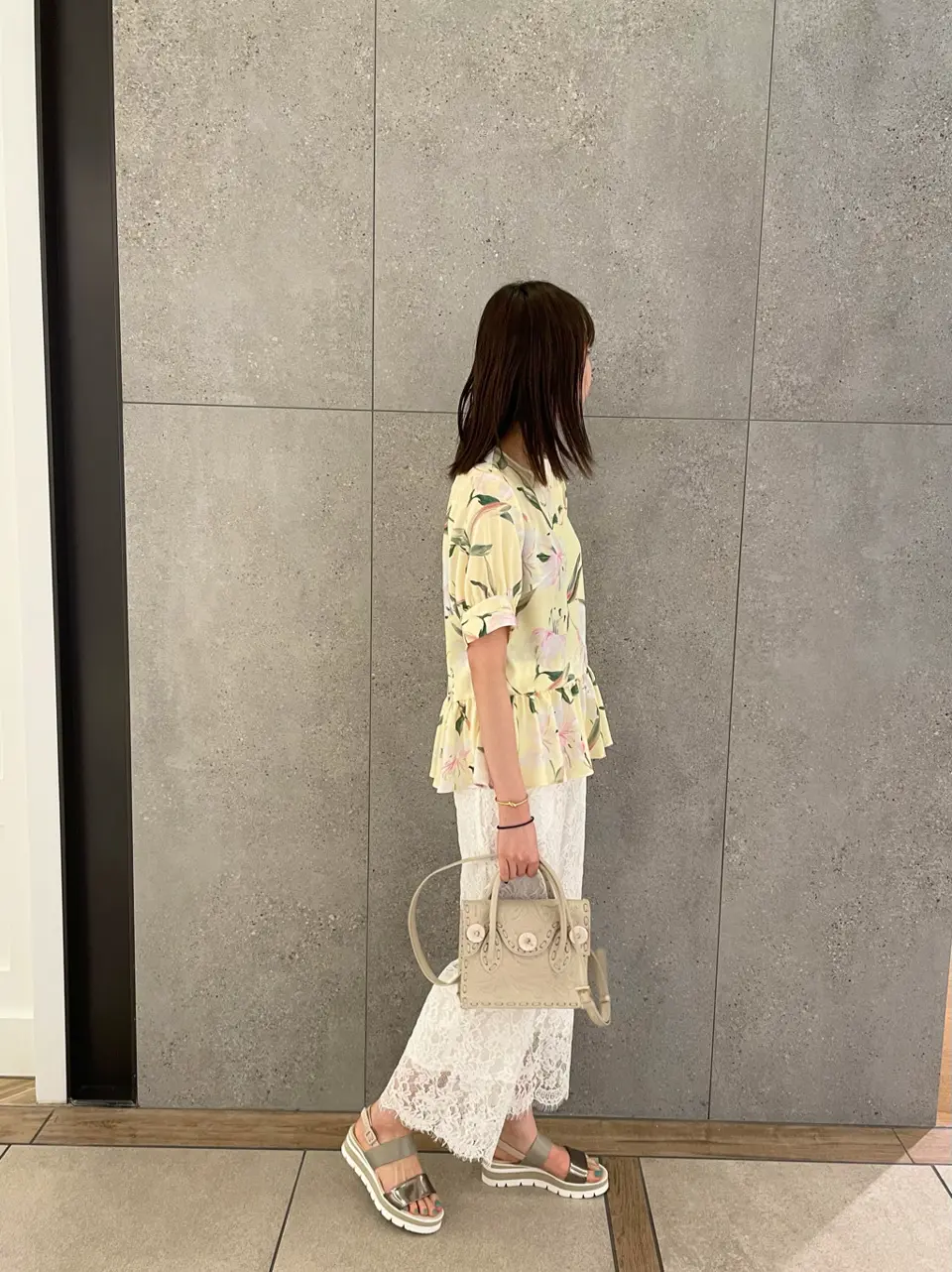 GRACE CONTINENTAL 伊藤　静華 コーディネート画像