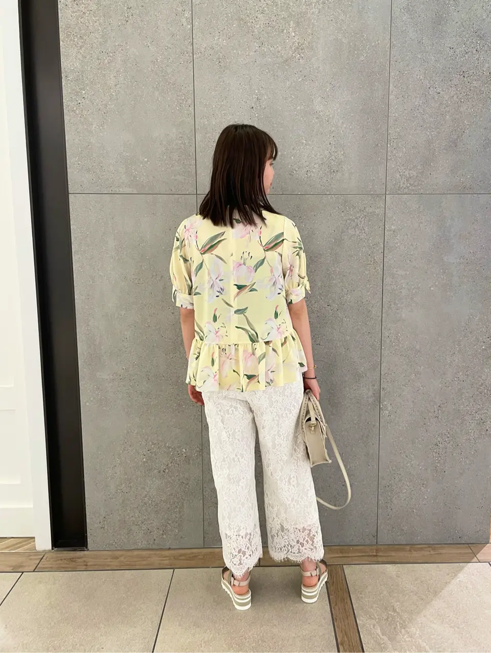 GRACE CONTINENTAL 伊藤　静華 コーディネート画像