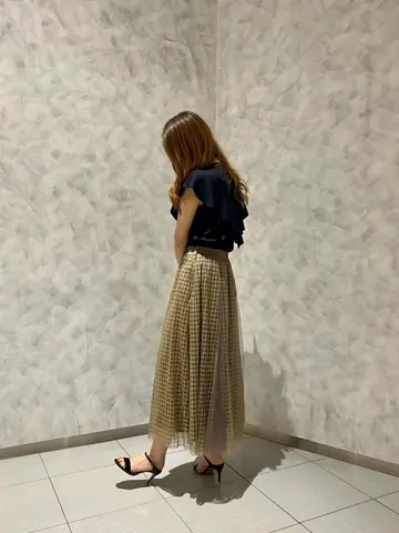 GRACE CONTINENTAL 志田　悠 コーディネート画像