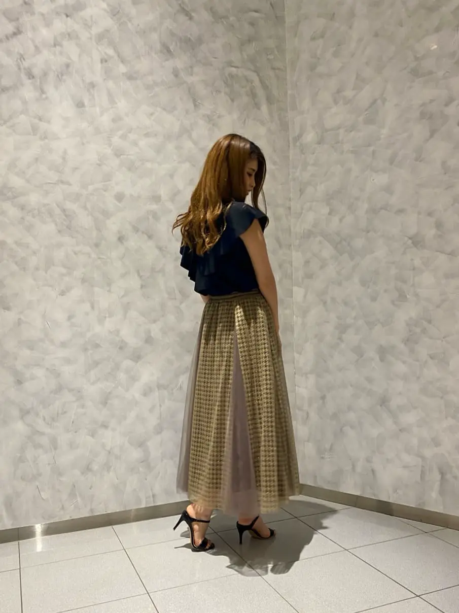 GRACE CONTINENTAL 志田　悠 コーディネート画像