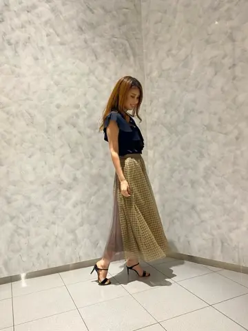 GRACE CONTINENTAL 志田　悠 コーディネート画像