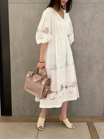 GRACE CONTINENTAL 伊藤　静華 コーディネート画像