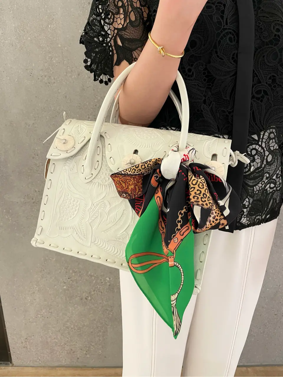 GRACE CONTINENTAL 伊藤　静華 コーディネート画像