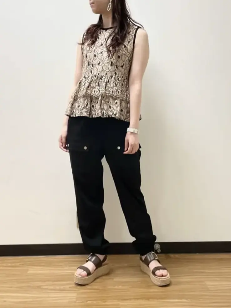  小林　莉子 コーディネート画像