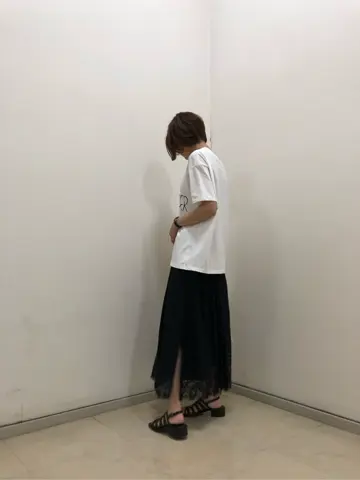 GRACE CONTINENTAL 亀田 未希 コーディネート画像