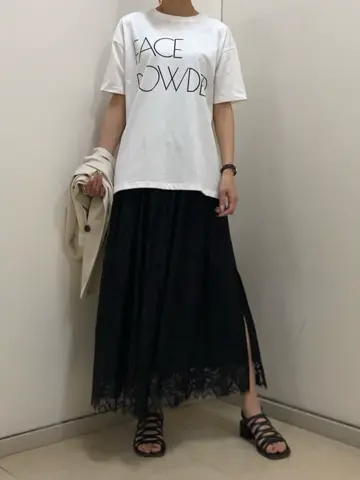 GRACE CONTINENTAL 亀田 未希 コーディネート画像