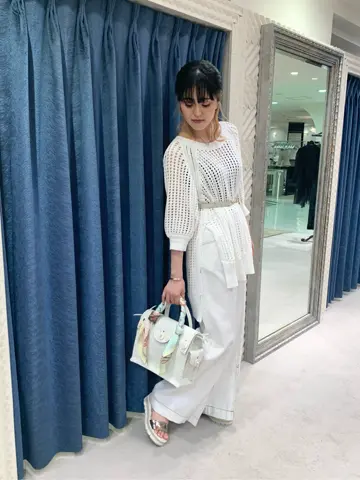 GRACE CONTINENTAL yoshi コーディネート画像