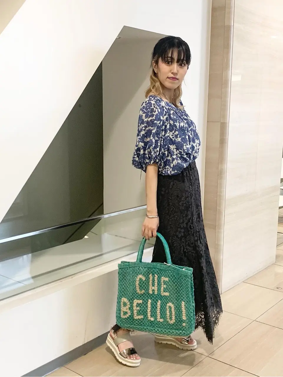 GRACE CONTINENTAL yoshi コーディネート画像