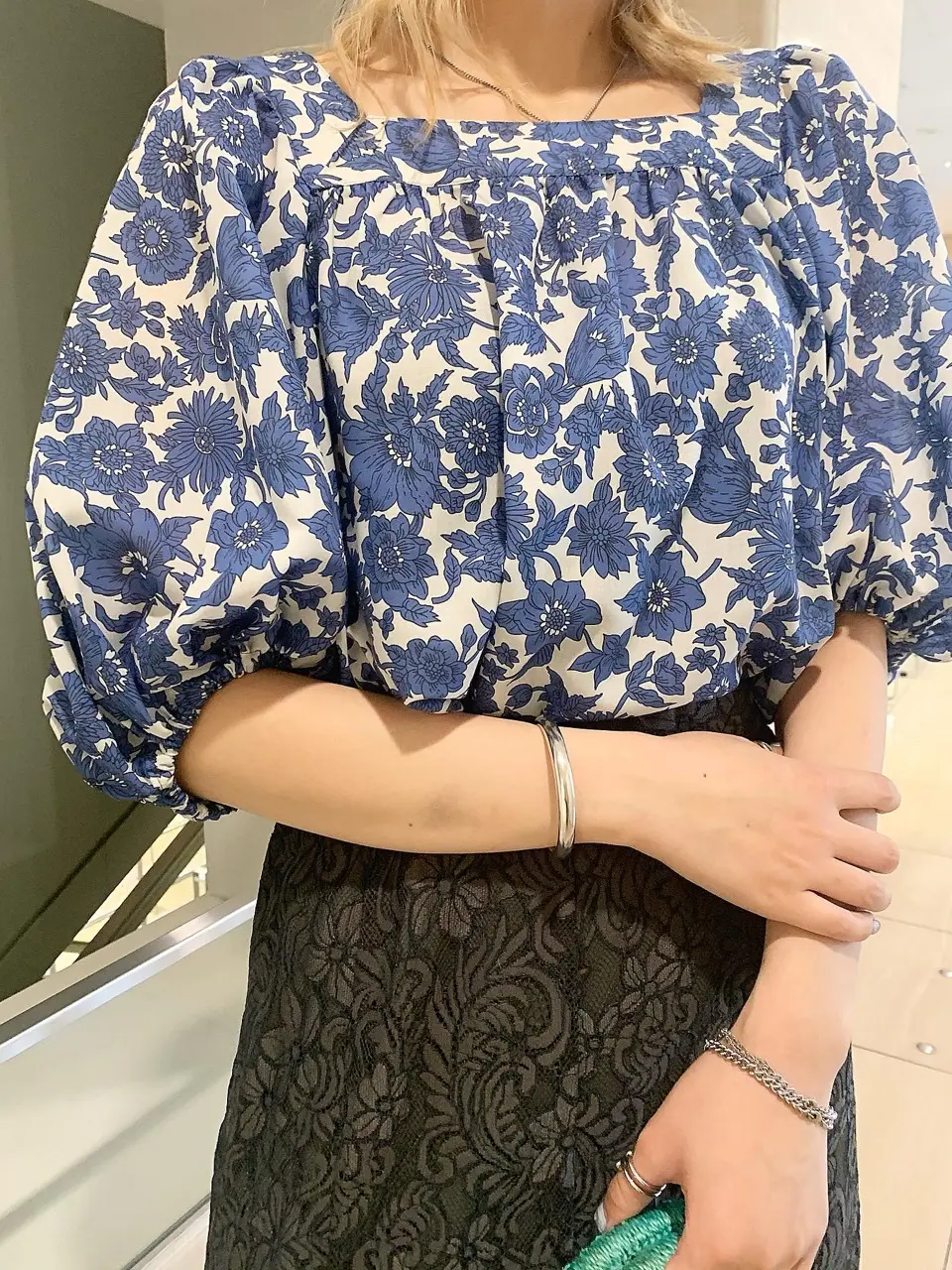 GRACE CONTINENTAL yoshi コーディネート画像