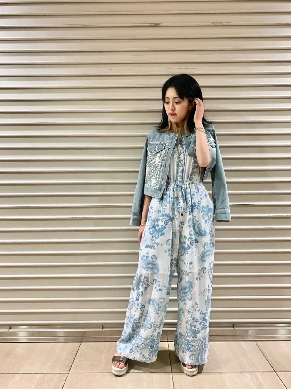 GRACE CONTINENTAL yoshi コーディネート画像