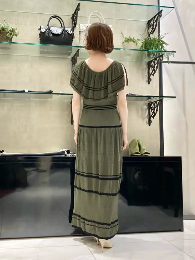 GRACE CONTINENTAL okunaka_desu コーディネート画像