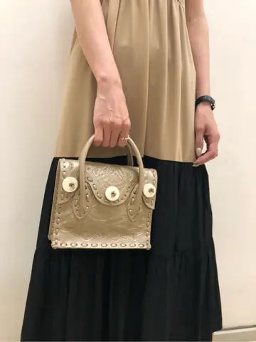 GRACE CONTINENTAL 亀田 未希 コーディネート画像