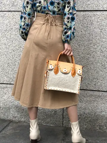 GRACE CONTINENTAL 亀田 未希 コーディネート画像