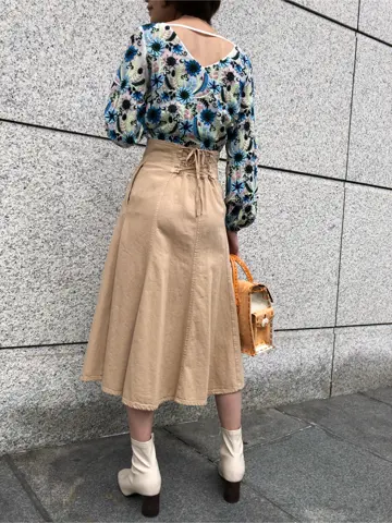 GRACE CONTINENTAL 亀田 未希 コーディネート画像