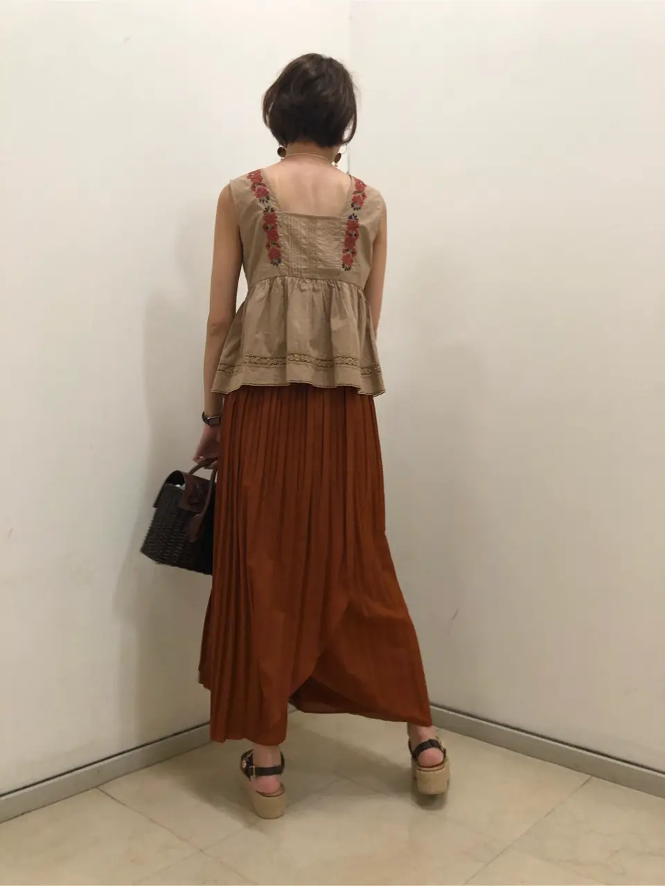 GRACE CONTINENTAL 亀田 未希 コーディネート画像