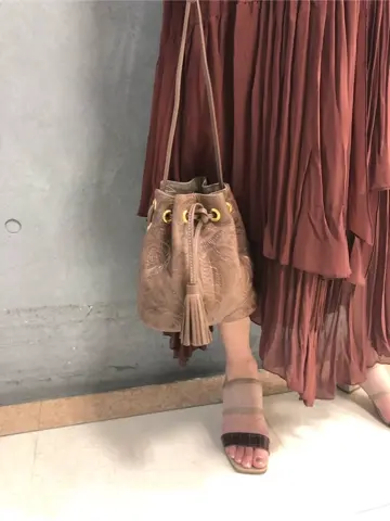 GRACE CONTINENTAL 亀田 未希 コーディネート画像