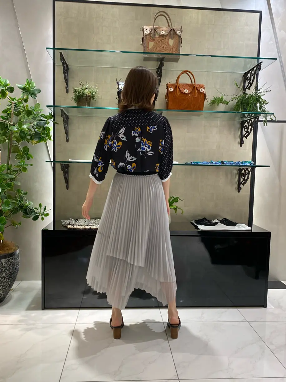 GRACE CONTINENTAL miyata コーディネート画像