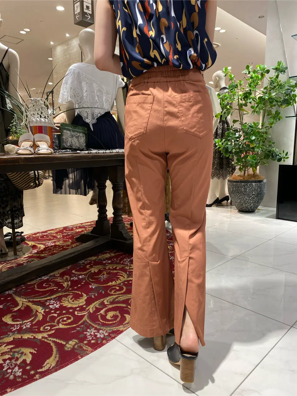 GRACE CONTINENTAL miyata コーディネート画像