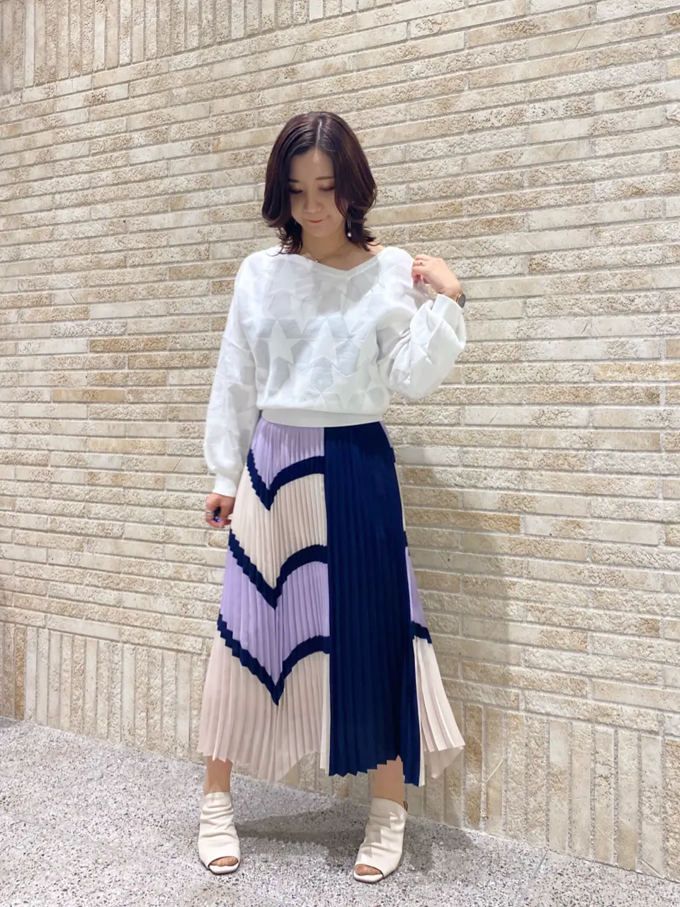 GRACE CONTINENTAL MOMOKO コーディネート画像